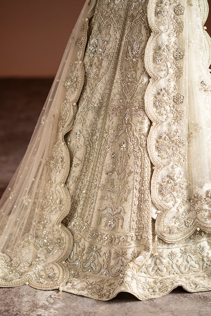 Ivory Jharokha Lehnga Choli